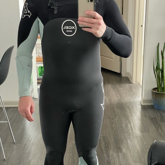Xcel Wetsuit-3.2mm- Medium